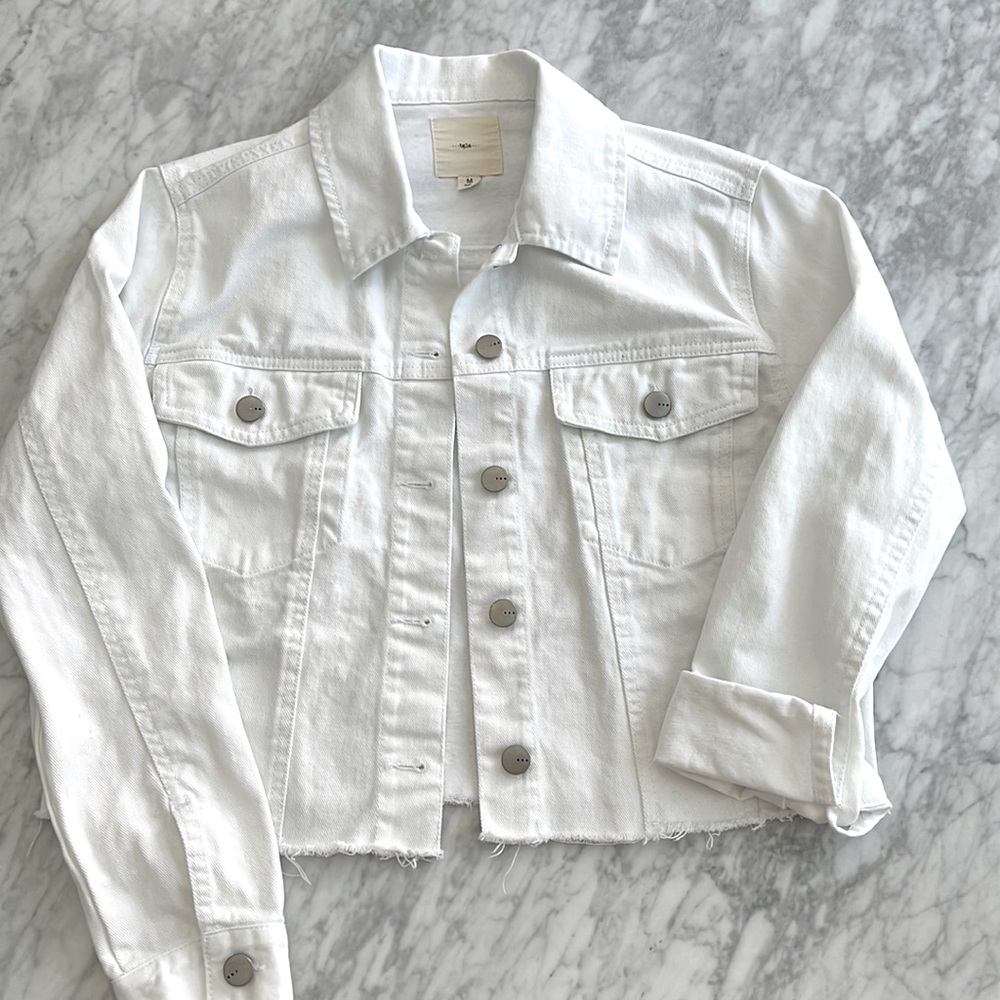 Medium denim light denim jacket